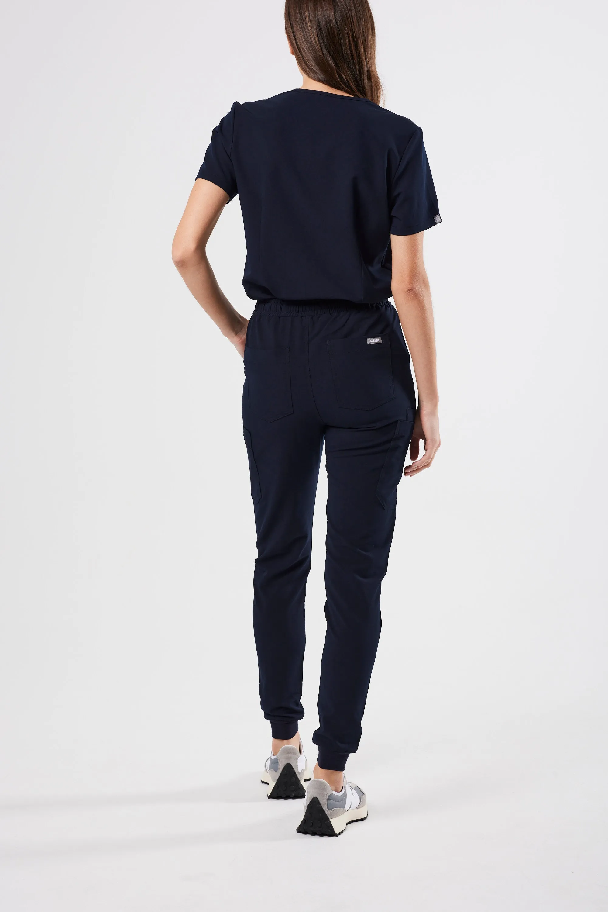 CLASSIC HIGH WAISTED JOGGER WOMEN'S SCRUB PANTS (NAVY)