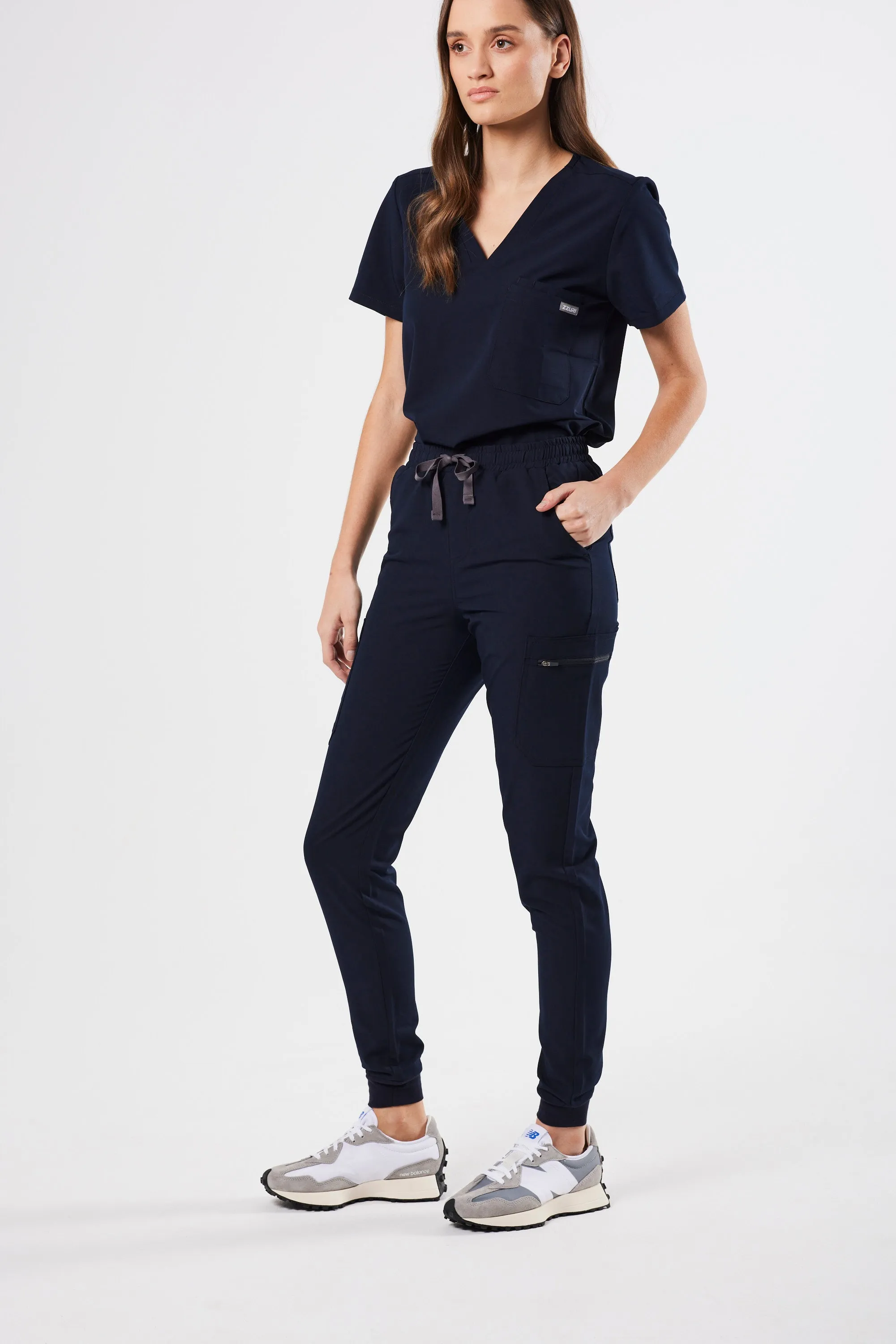 CLASSIC HIGH WAISTED JOGGER WOMEN'S SCRUB PANTS (NAVY)