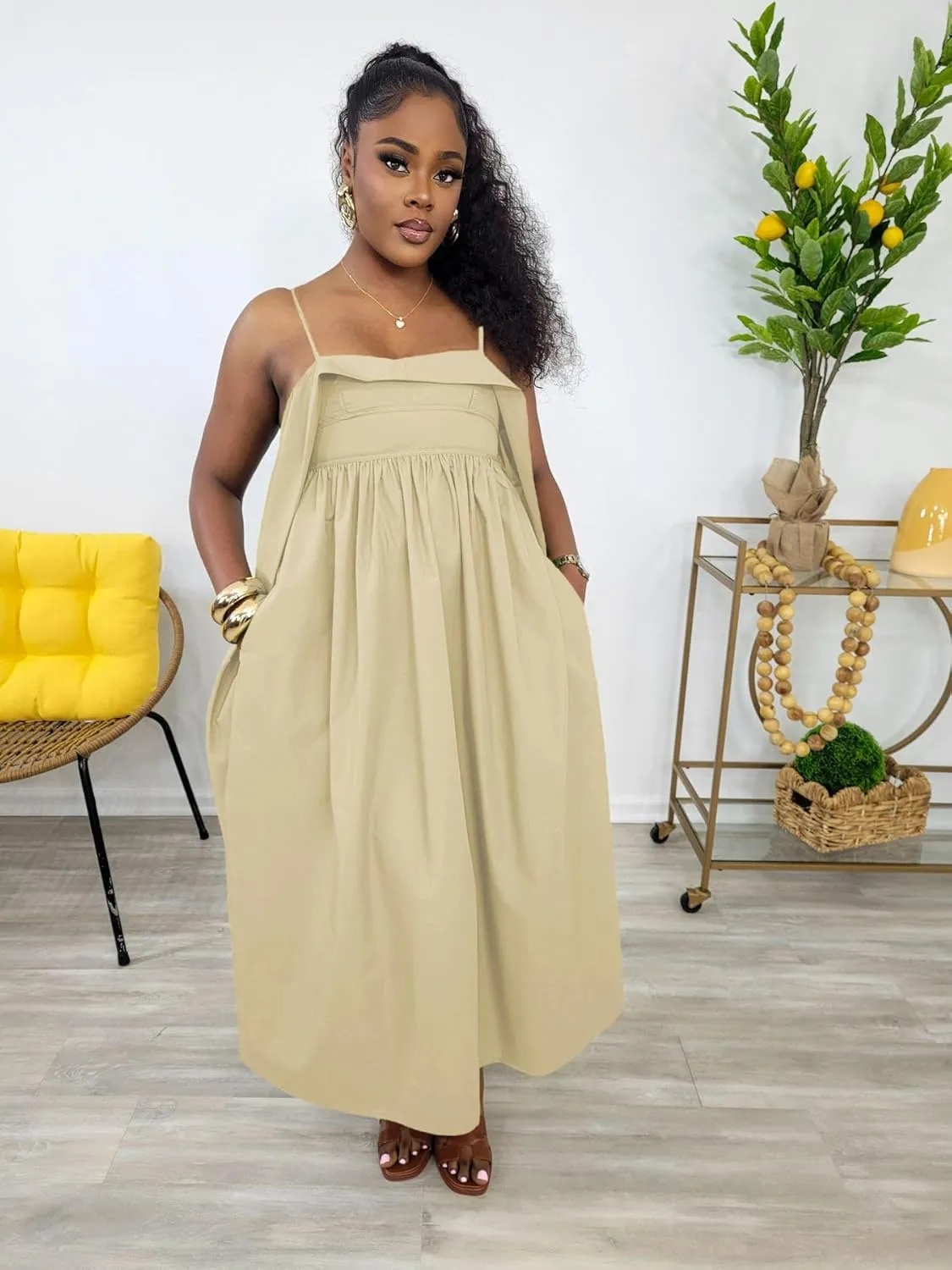 Midi Dresses for Women Casual Summer Sundresses Vacation Outfits Spaghetti Strap Smocked Women Maxi Dress with Pockets