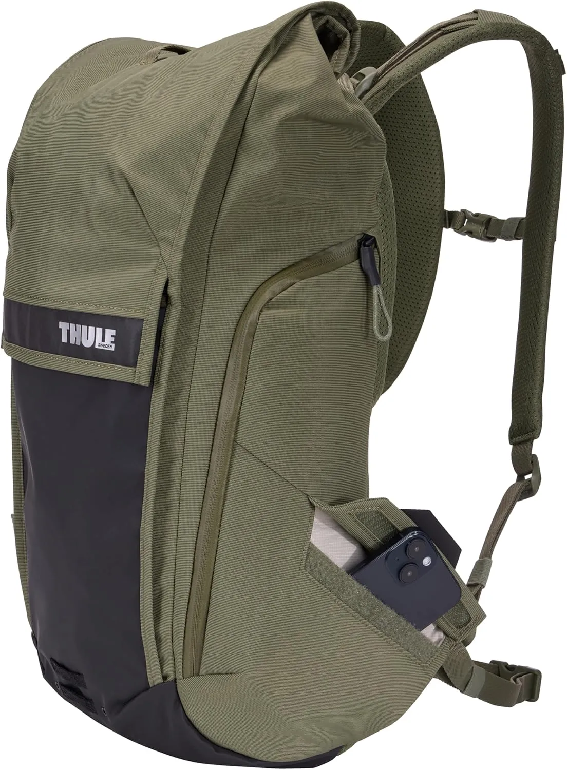 Thule Paramount Bike Commuter Backpack - 20L Capacity - Adjustable fit - 16" Padded Laptop Sleeve and 11" Tablet Pocket - Rolltop Closure - Side Phone Pocket - Taillight Loop