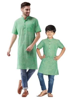 VASTRAMAY Parrot Green Baap Beta Kurta Set