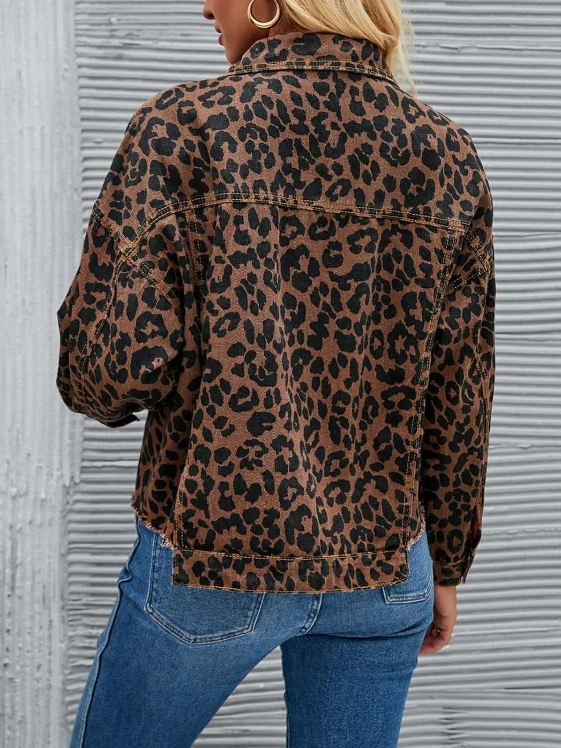 Women's Crop Denim Jacket Long Sleeve Button Up Leopard Print Jacket Fall Trendy Retro Y2k Streetwear Denim Coat